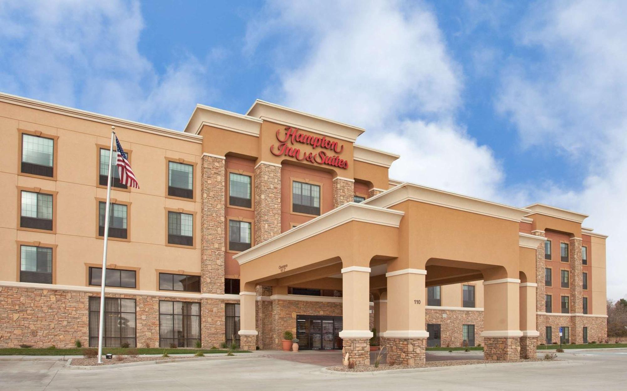 Hampton Inn & Suites Dickinson Nd Exterior foto